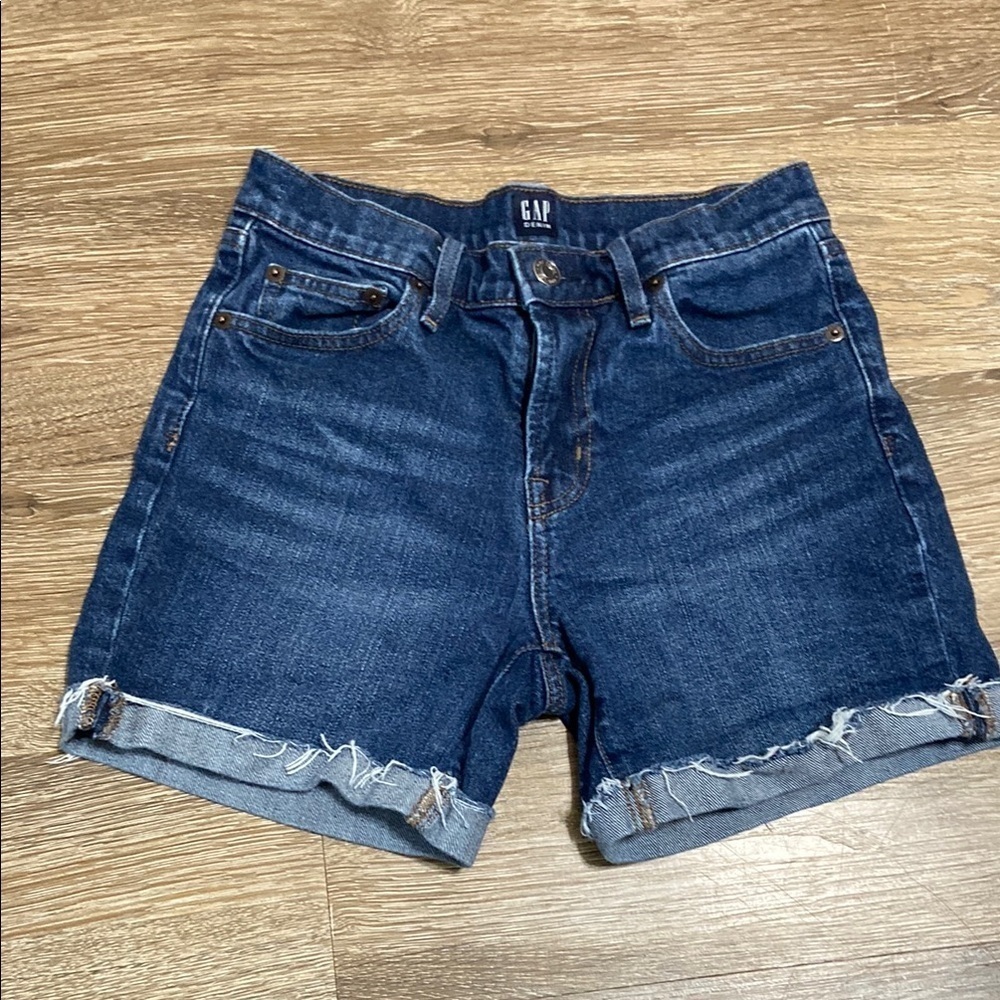 GAP DENIM SHORTS